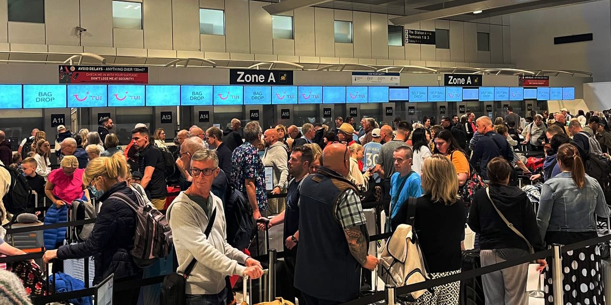 Pro Tips to Avoid Airport Chaos in 2023